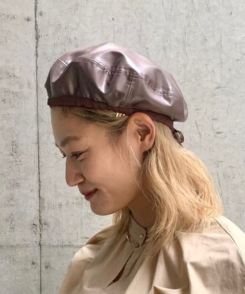 Ray BEAMS（レイビームス）の「La Maison de Lyllis / MONTI ベレー（ハンチング/ベレー帽・レディース・ブラック/ダークブラウン・ONE SIZE）」の2枚目の写真