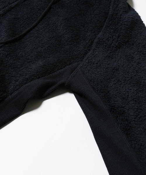 1piu1uguale3 RELAX（ウノピュウノウグァーレトレリラックス）の「1PIU1UGUALE3 RELAX/ 別注フリースパーカー（パーカー・メンズ・ブラック/チャコール・SMALL/LARGE/MEDIUM）」の11枚目の写真