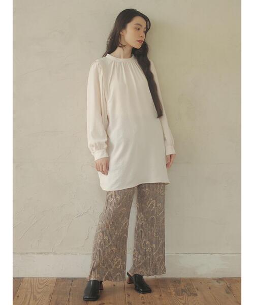 Green　Parks（グリーンパークス）の「・novem 9 2wayショルダータックチュニック＊（シャツ/ブラウス・レディース・ブラック/アイボリー/モカ・FREE）」の19枚目の写真