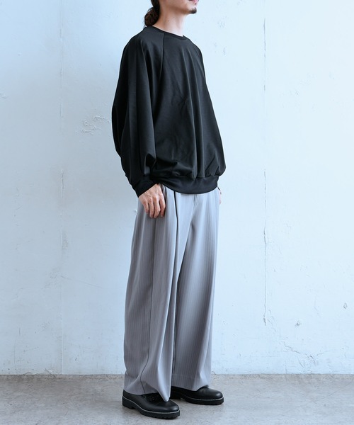 Lui's（ルイス）の「スーパーミニ裏毛モモンガクルーネック（Tシャツ/カットソー・メンズ・グレー/ブラック・FREE）」の8枚目の写真