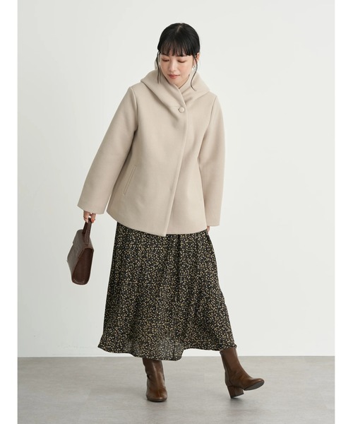 earth music&ecology(アースミュージックアンドエコロジー)の「フードショートコート *(その他アウター・レディース・ブラック/ライトベージュ/サックスブルー・M/L)」の17枚目の写真