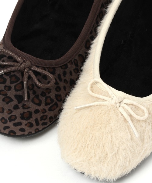 niko and...（ニコアンド）の「オリジナルシャギーフラットシューズ（バレエシューズ・レディース・ブラウン/ブラック/オレンジ/アイボリー・SMALL/LARGE/MEDIUM）」の6枚目の写真