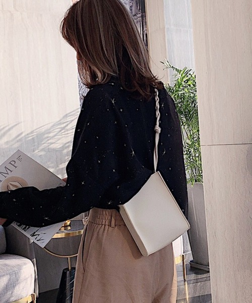 blatto（ブラット）の「【blatto】シンセティックレザー  スクエアミニショルダーバッグ/oku-bag1-15（ショルダーバッグ・レディース・ホワイト/ブラック/イエロー/グリーン/黄緑系/ネイビー/ターコイズブルー/ゴールド/シルバー/ワインレッド・FREE）」の2枚目の写真