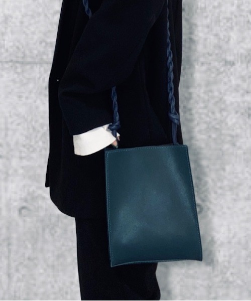 blatto（ブラット）の「【blatto】シンセティックレザー  スクエアミニショルダーバッグ/oku-bag1-15（ショルダーバッグ・レディース・ホワイト/ブラック/イエロー/グリーン/黄緑系/ネイビー/ターコイズブルー/ゴールド/シルバー/ワインレッド・FREE）」の6枚目の写真