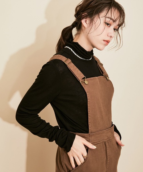 MADEMOISELLE ROPE'(マドモアゼル ロペ)の「ハイネックプルオーバー(Tシャツ/カットソー・レディース・ブラック/オフホワイト/ボルドー・38)」の3枚目の写真