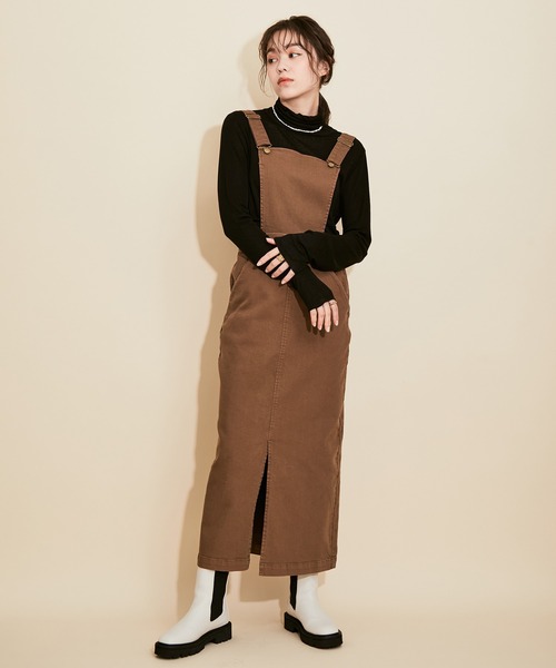 MADEMOISELLE ROPE'(マドモアゼル ロペ)の「ハイネックプルオーバー(Tシャツ/カットソー・レディース・ブラック/オフホワイト/ボルドー・38)」の4枚目の写真
