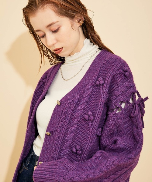 MADEMOISELLE ROPE'(マドモアゼル ロペ)の「ハイネックプルオーバー(Tシャツ/カットソー・レディース・ブラック/オフホワイト/ボルドー・38)」の8枚目の写真