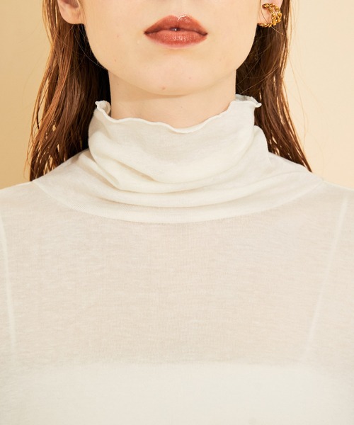 MADEMOISELLE ROPE'(マドモアゼル ロペ)の「ハイネックプルオーバー(Tシャツ/カットソー・レディース・ブラック/オフホワイト/ボルドー・38)」の16枚目の写真