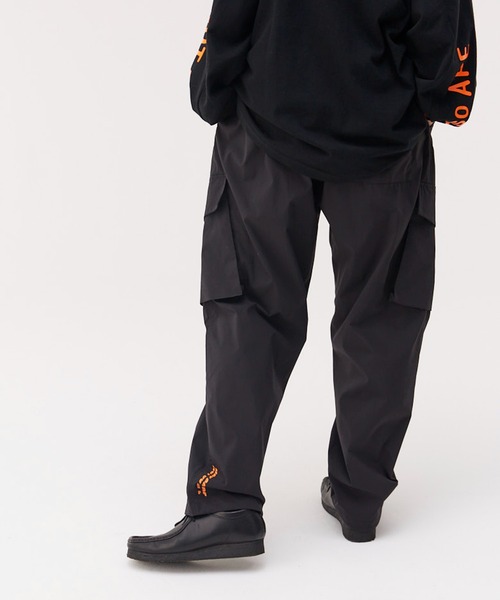 Not So Ape(ノットソーエイプ)の「アンクルロゴ カーゴパンツ(カーゴパンツ・メンズ・ブラック・MEDIUM)」の7枚目の写真