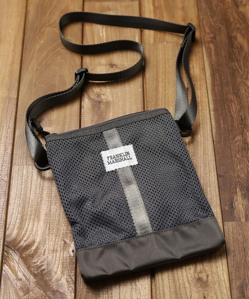 FRANKLIN & MARSHALL（フランクリンマーシャル）の「【Fl】【FRANKLIN&MARSHALL】Mesh Mini shoulder（ショルダーバッグ・メンズ・ブラック/ベージュ/グレー・FREE）」の13枚目の写真