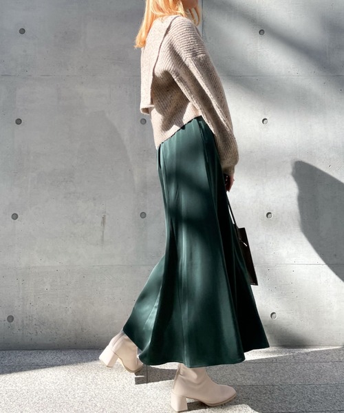 archives（アルシーヴ）の「サテンマーメイドスカート（スカート・レディース・パープル/ブラック/グリーン/イエロー/アイボリー・MEDIUM）」の22枚目の写真