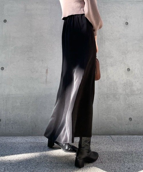 archives（アルシーヴ）の「サテンマーメイドスカート（スカート・レディース・パープル/ブラック/グリーン/イエロー/アイボリー・MEDIUM）」の14枚目の写真