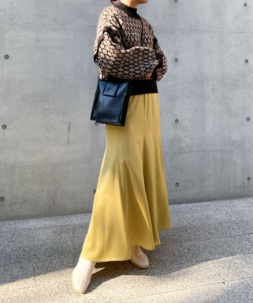 archives（アルシーヴ）の「サテンマーメイドスカート（スカート・レディース・パープル/ブラック/グリーン/イエロー/アイボリー・MEDIUM）」の19枚目の写真