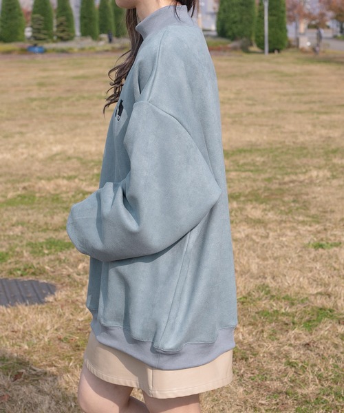 PairPair(ペアペア)の「カットスエードプリントプルオーバー(ユニセックス)(Tシャツ/カットソー・レディース・アイボリー/グレイッシュブルー・フリー)」の4枚目の写真