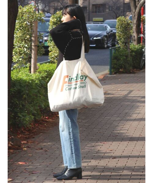 Ungrid（アングリッド）の「ハンドステッチルーズニット（ニット/セーター・レディース・ブラック/オフホワイト/モカ・FREE）」の12枚目の写真