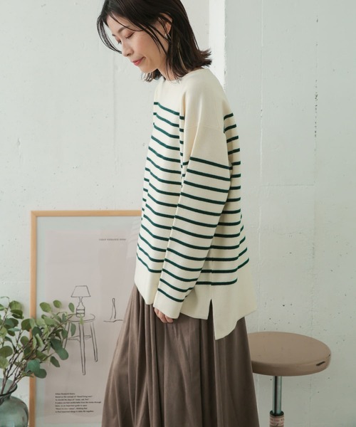 URBAN RESEARCH DOORS（アーバンリサーチドアーズ）の「パネルボーダーボートネックニット（ニット/セーター・レディース・ブラック/オフホワイト/グリーン・ONE）」の21枚目の写真