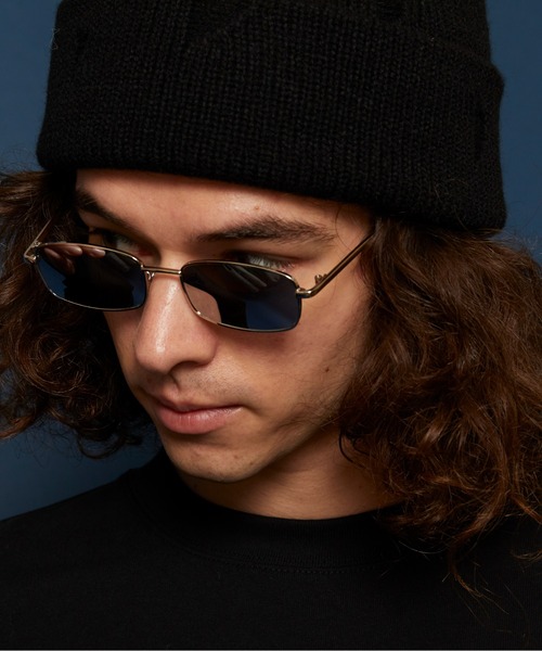 MEMENTISM（メメントイズム）の「ユニセックスデザイン カラーレンズサングラス 伊達メガネ（サングラス・レディース・Y/その他9/U/C/その他14/その他8/その他2/T/P/A/その他17/その他7/その他3/J/S/その他15/その他12/その他1/その他4/X/M/B/その他18/G/その他16/その他11/その他5/D/その他10/その他13/V/F/E/R/Z/N/H/Q/O/W/その他6/K/L/I/その他33/ブラック系1/ブラック系3/グレー系1/ブラウン系4/グリーン系2/その他34/その他35/ブルー系1/その他19/その他22/その他24/その他31/その他26/ブラウン系1/ブラウン系2/ブラック系4/ブラウン系3/ブラウン系5/グリーン系1/パープル系1/その他20/その他23/その他30/その他32/ブラック系2/その他25/その他21/パープル系2/ブラウン系7/ブラック系6/ブルー系2/ブラック系5/ブルー系3/ブラウン系6/その他28/その他27/その他29/ブルー系4/ブラウン系9/ブラウン系8/ピンク系1/ブラック系7/ブラウン系その他/グレー系3/グレー系2/グリーン系5/ライトブラック/グリーン系4/グリーン系3/ブルー系5/グリーン系6/ブルー系その他/イエロー系1/ピンク系3/グレー系6/ブラック系その他2/ブルー系その他2/ブルー系その他3/グレー系4/パープル系3/レッド系1/レッド系2/レッド系3/ブラック系その他/ブラック系その他3/ブラウン系その他2/ピンク系2/ブラウン系その他3・FREE）」の17枚目の写真