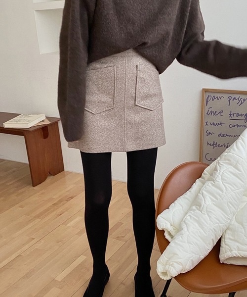 me+em select（ミームセレクト）の「ビックポケットアクセント裏ウェストゴムミニスカート（スカート・レディース・ブラック/ブラウン・FREE）」の4枚目の写真