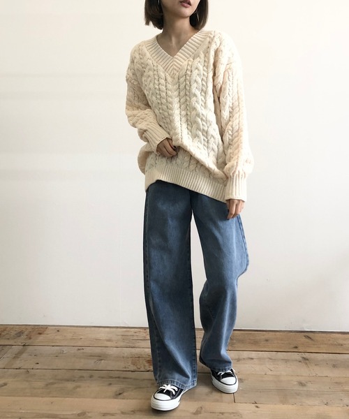 Kotoe(コトエ)の「ケーブル編みVネックニット(ニット/セーター・レディース・グレー/オフホワイト/ピンク/ブルー/グリーン・FREE)」の19枚目の写真