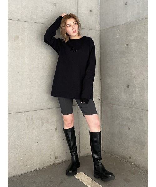 ENVYM（アンビー）の「シンプルロゴロングスリーブＴｅｅ（Tシャツ/カットソー・レディース・ホワイト/ブラック/ピンク・FREE）」の9枚目の写真