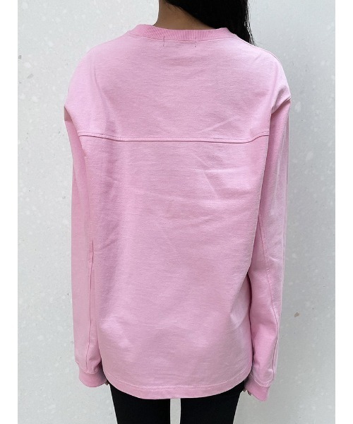 ENVYM（アンビー）の「シンプルロゴロングスリーブＴｅｅ（Tシャツ/カットソー・レディース・ホワイト/ブラック/ピンク・FREE）」の13枚目の写真