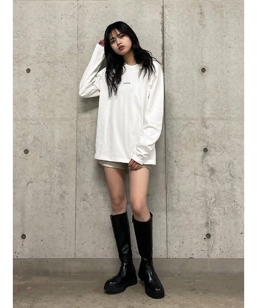 ENVYM（アンビー）の「シンプルロゴロングスリーブＴｅｅ（Tシャツ/カットソー・レディース・ホワイト/ブラック/ピンク・FREE）」の15枚目の写真