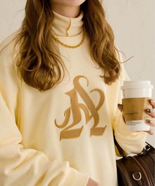 Ambre Neige（アンブルネージュ）の「オーバーロゴスウェット／【WEB/EC限定商品】（スウェット・レディース・アイボリー/ベージュ・FREE）」の7枚目の写真