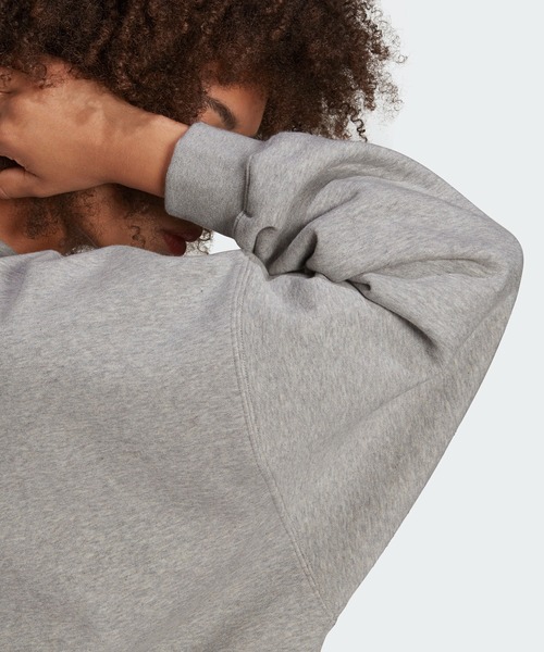 adidas(アディダス)の「アディカラー エッセンシャルズ フリース スウェット / アディダスオリジナルス(スウェット・レディース・ヘザーグレー/ブルー系その他/ピンク系その他/ブラック/ブラウン/ベージュ・SMALL/MEDIUM/LARGE/X-LARGE/XX-LARGE/X-SMALL)」の7枚目の写真