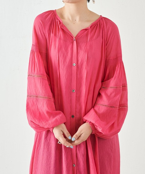 BEARDSLEY（ビアズリー）の「シャーリングレースシャツワンピース（ワンピース・レディース・ピンク/ブルー・FREE）」の4枚目の写真