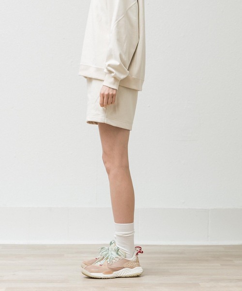ALLUMER（アリュメール）の「スウェットショートパンツ（スウェットパンツ・レディース・アイボリー・1）」の2枚目の写真