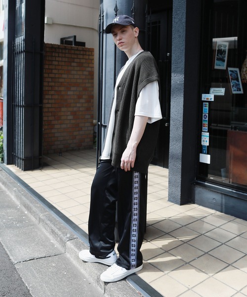 MSG（エムエスジー）の「ハイバルキー片畔スプリングサマーニットベスト（ベスト・メンズ・ネイビー/マスタード/ベージュ系/ブラック/サックスブルー/ホワイト/グレー系/グレー/ケリー/ダークブラウン・L/M/LL）」の17枚目の写真