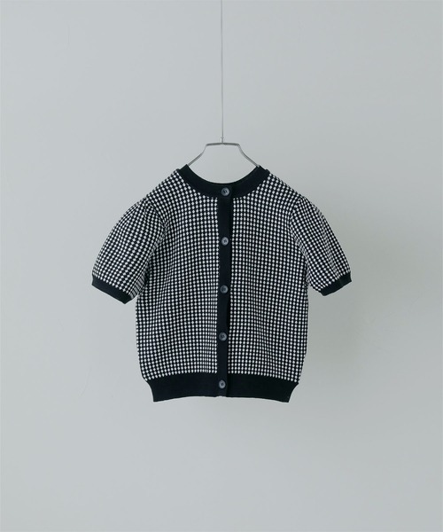 etoll.(エトル)の「前後2WAY 幾何学柄 ショート ニットカーディガン(カーディガン/ボレロ・レディース・パープル/ベージュ/ブラック/グリーン・M)」の18枚目の写真