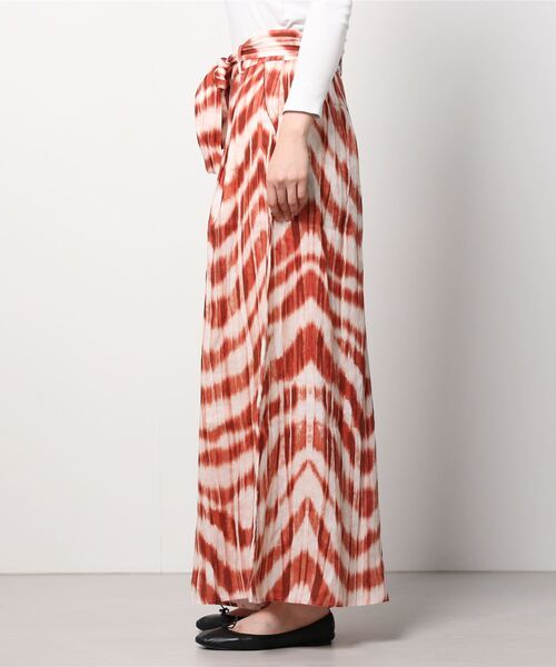Banana Republic（バナナリパブリック）の「ワイドレッグ リネンパンツ（その他パンツ・レディース・ブラック/ゼブラ/レッド系その他・4/2/0/6/00）」の19枚目の写真
