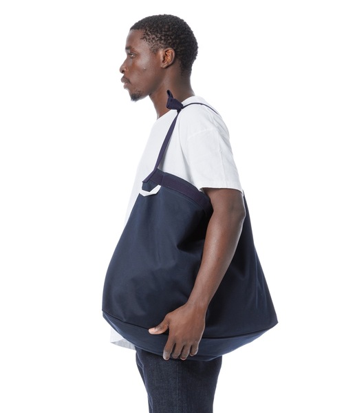 DAILY STANDARD by SANDINISTA(デイリースタンダードバイサンディニスタ)の「Chino Travel Shoulder Bag(ショルダーバッグ・メンズ・ブラック/ベージュ/チャコール/ネイビー・FREE)」の22枚目の写真