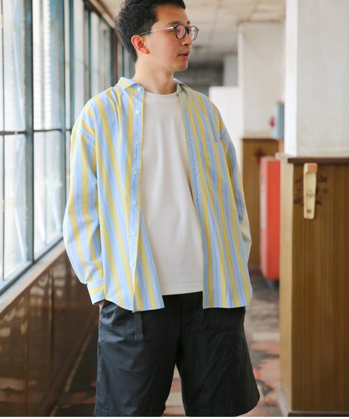 BRICK & SONS（ブリックアンドサンズ）の「リラックスバックプリーツシャツ＜サックス×イエローストライプ＞（シャツ/ブラウス・メンズ・サックスブルー・LL/S/M/L）」の8枚目の写真