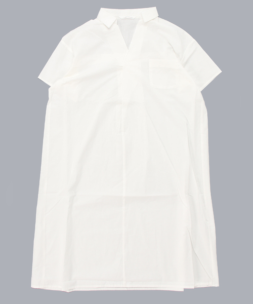 Lugnoncure(ルノンキュール)の「スキッパーシャツワンピース(シャツワンピース・レディース・ベージュ/オフホワイト/ブルー・フリ-)」の1枚目の写真