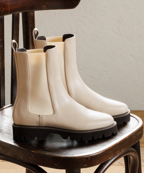 HIMIKO（ヒミコ）の「【Made in Japan】】【撥水】サイドゴアトラックソールブーツ/621406（ブーツ・レディース・ブラウン/アイボリー/ブラック/グレー・23.0cm/23.5cm/24.0cm/22.0cm/24.5cm/25.0cm/22.5cm/25.5cm/26.0cm/21.5cm/26.5cm）」の10枚目の写真