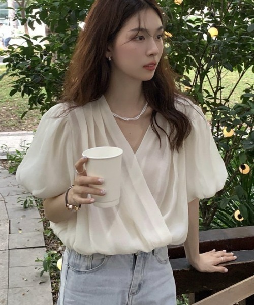 LAC-VERT（ラック・ヴェール）の「Vラップふんわりシフォントップス（シャツ/ブラウス・レディース・アイボリー/ピンク・FREE）」の14枚目の写真