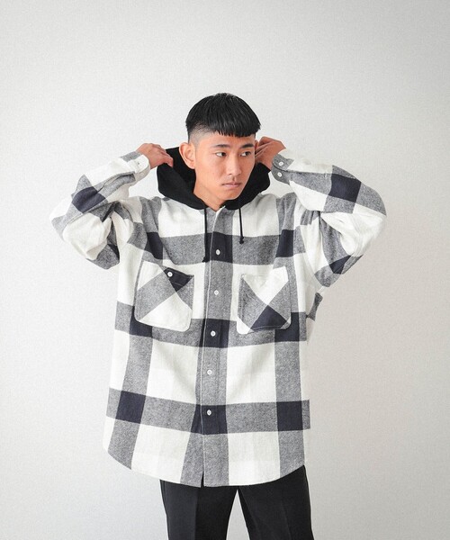 BEAMS（ビームス）の「BEAMS / ネルチェック イージーフィット フーディ シャツ（シャツ/ブラウス・メンズ・ブラウン/グレー・S/M/L/XL）」の12枚目の写真