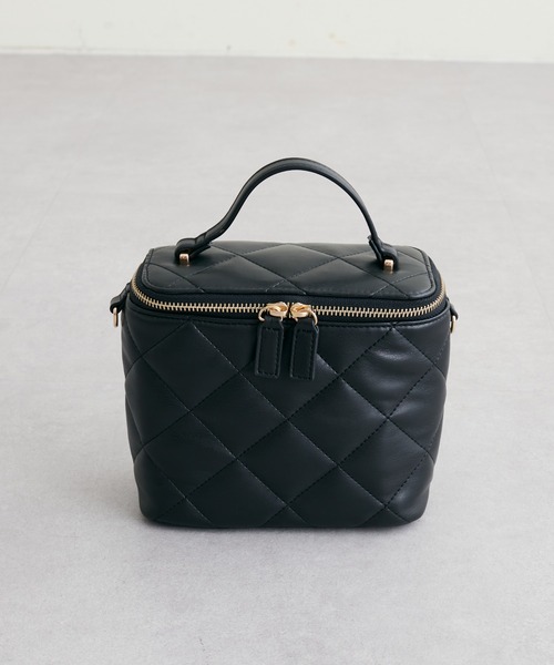 natural couture（ナチュラルクチュール）の「2022AWアイテム/キルティングがかわいい キルティングバニティバッグ（ショルダーバッグ・レディース・ブラック/グリーン/パープル・FREE）」の2枚目の写真