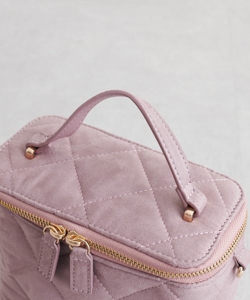 natural couture（ナチュラルクチュール）の「2022AWアイテム/キルティングがかわいい キルティングバニティバッグ（ショルダーバッグ・レディース・ブラック/グリーン/パープル・FREE）」の6枚目の写真