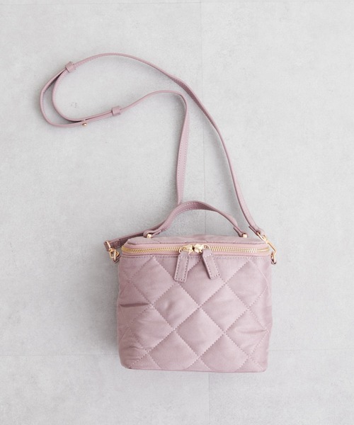 natural couture（ナチュラルクチュール）の「2022AWアイテム/キルティングがかわいい キルティングバニティバッグ（ショルダーバッグ・レディース・ブラック/グリーン/パープル・FREE）」の9枚目の写真