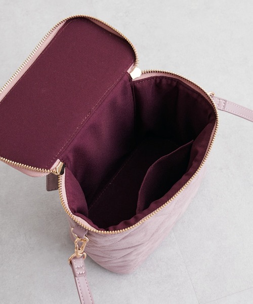 natural couture（ナチュラルクチュール）の「2022AWアイテム/キルティングがかわいい キルティングバニティバッグ（ショルダーバッグ・レディース・ブラック/グリーン/パープル・FREE）」の12枚目の写真