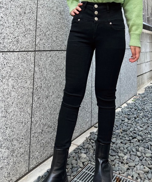 SPIGA（スピーガ）の「ハイウエスト3つ釦スキニーデニム（デニムパンツ・レディース・ブラック/ダークブルー・SMALL/MEDIUM）」の6枚目の写真