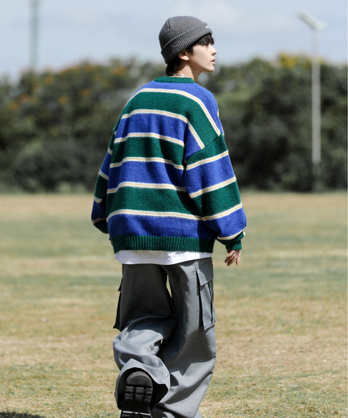 CONVERSE（コンバース）の「【neos -addictive design-】CONVERSE コンバース ビッグシルエット リンガー ボーダー ロゴ 刺繍 シャギー プルオーバー ニット セーター（ニット/セーター・メンズ・ブラック/パープル系/ワインレッド/グリーン/ホワイト/ブルー系・MEDIUM/LARGE/X-LARGE）」の8枚目の写真