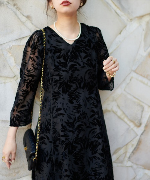 natural couture(ナチュラルクチュール)の「オケージョン対応 ベロアオパール2WAYレディワンピース(ドレス・レディース・ベージュ/ラベンダー/ブラック・FREE)」の9枚目の写真