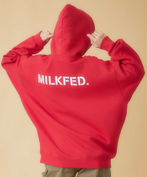 MILKFED.（ミルクフェド）の「EMBROIDERED BAR BIG SWEAT HOODIE（パーカー・レディース・ブラック/パープル/レッド/オフホワイト/グリーン/チャコール・ONE SIZE）」の17枚目の写真