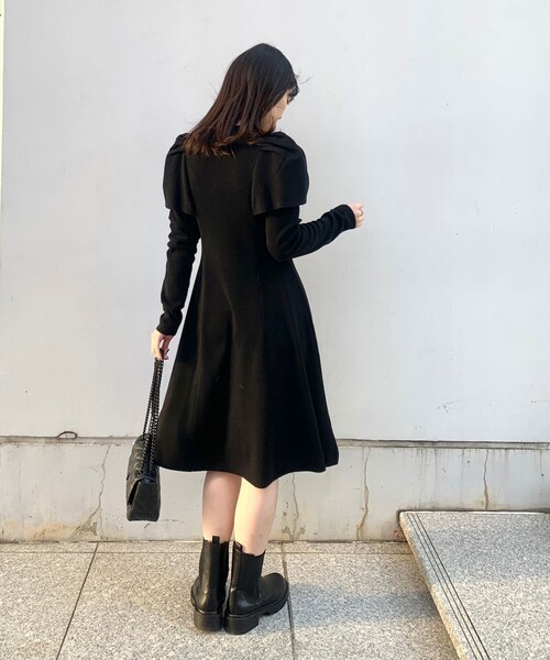 OPAQUE.CLIP（オペークドットクリップ）の「◆ケープデザインニットミニワンピース（ワンピース・レディース・ブラック/グレー・38）」の10枚目の写真