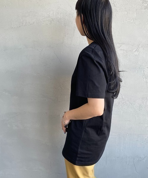FRED PERRY（フレッドペリー）の「[FRED PERRY/フレッドペリー] ローレルリース刺繍 ショートスリーブTシャツ（Tシャツ/カットソー・レディース・ブラック/ホワイト/オリーブ・L/S/XS/M）」の7枚目の写真