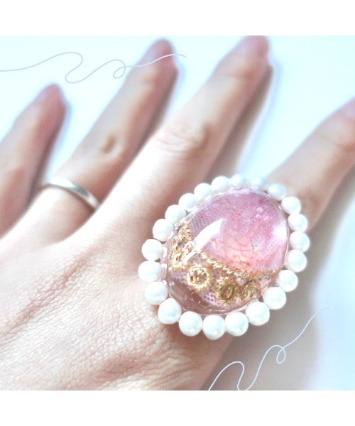 tone(トーン)の「【hazeleyes】オーバルパールリング(Bonbonami ボンボンアミ)(MA)(リング・レディース・オレンジ/パープル/ネイビー/ピンク/ダークグリーン・FREE)」の7枚目の写真